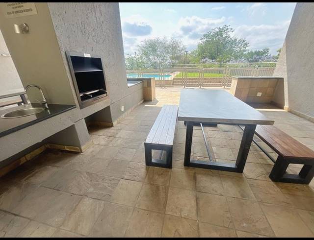 1 BEDROOM PROPERTY TO RENT IN SANDHURST